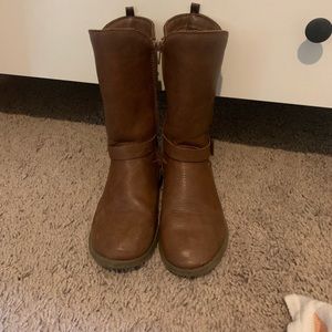 Oshkosh 12m brown boots
